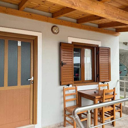 Ionian View B&B Himare Bilik gambar
