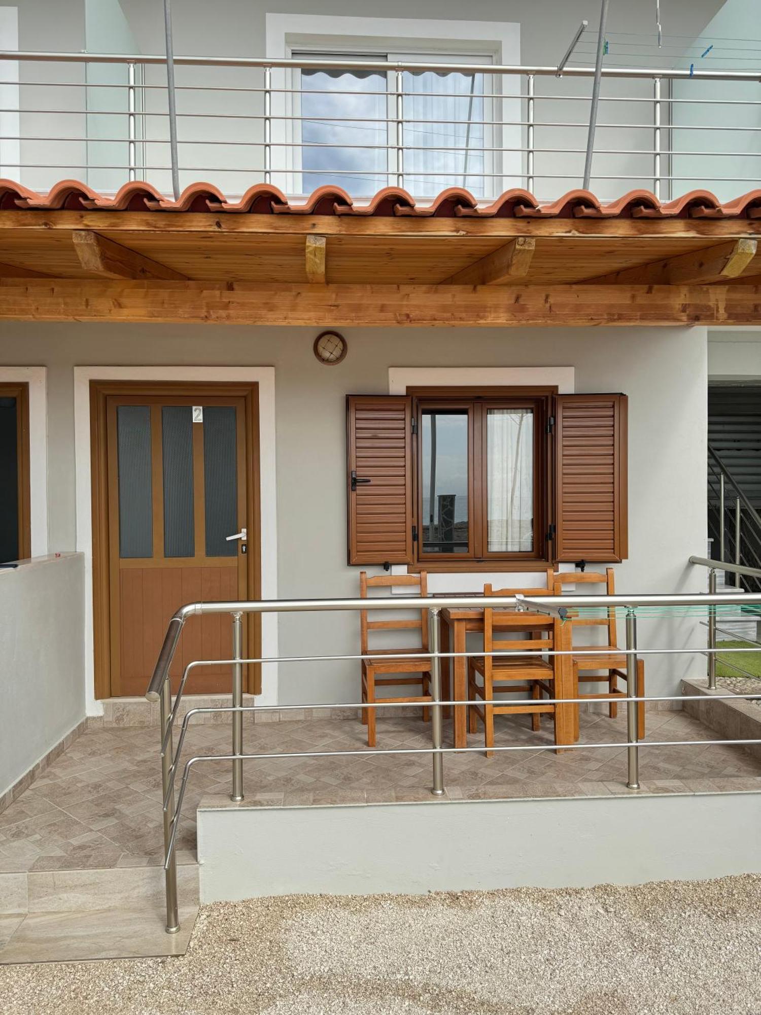 Ionian View B&B Himare Bilik gambar