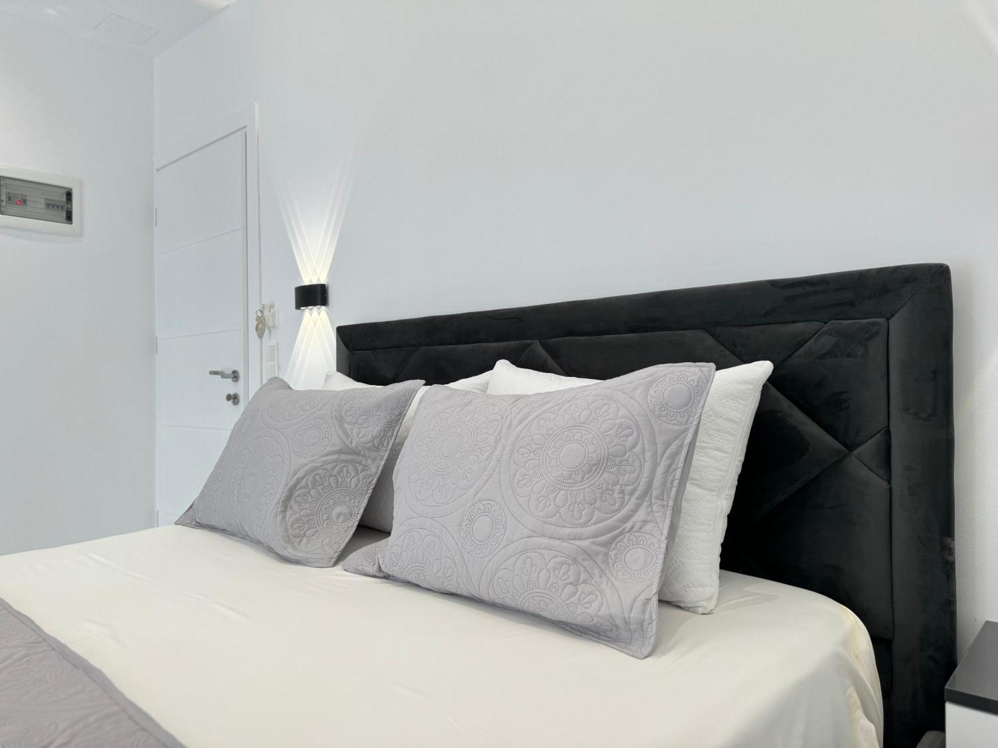 Ionian View B&B Himare Bilik gambar